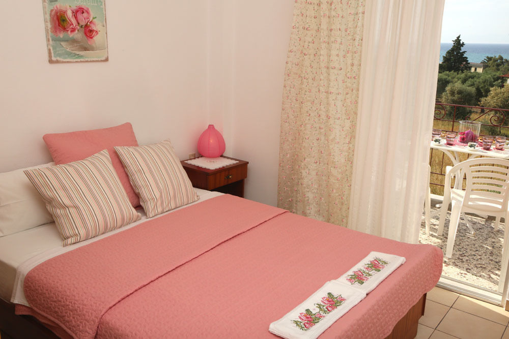 Hotel Apartment Kastoria Hanioti Buitenkant foto